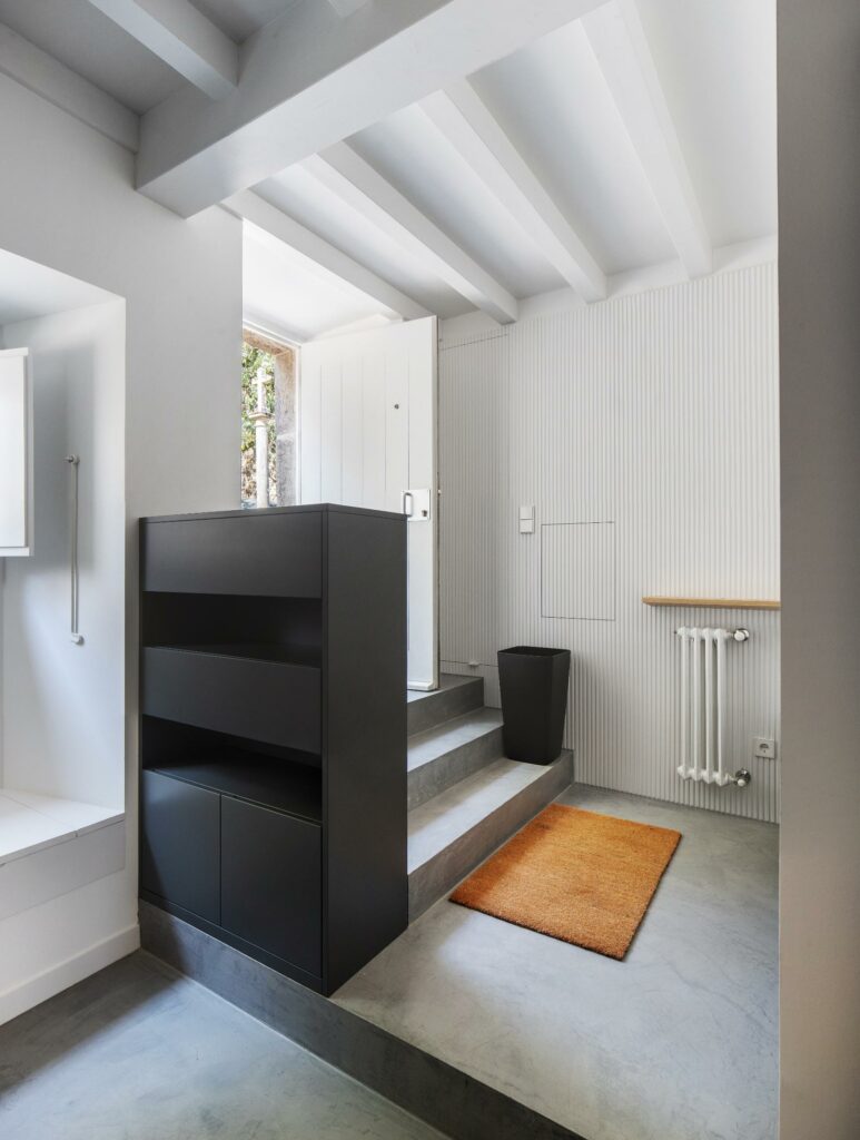 Reforma Recibidor Banco Panelado Alistonado Lacado